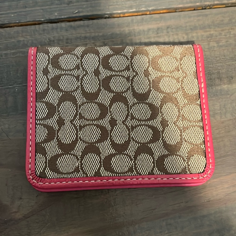 Coach credit card holder